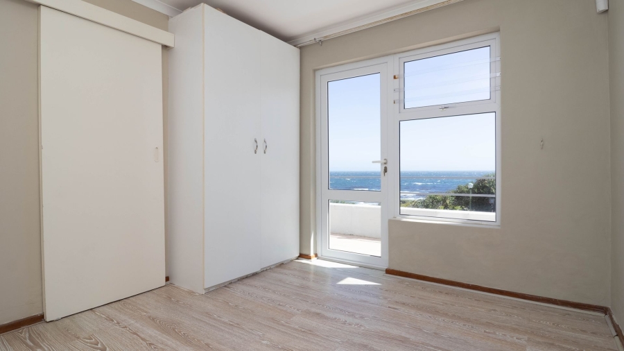 To Let 5 Bedroom Property for Rent in Vermont Western Cape